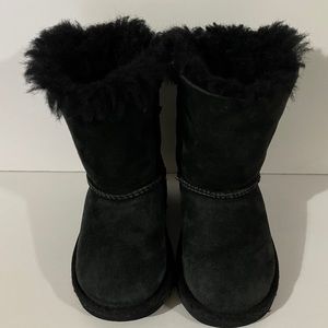 Black Ugg boots in good used condition